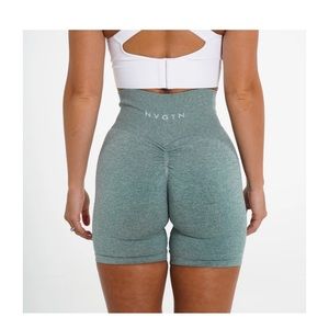 NVGTN Scrunch seamless short